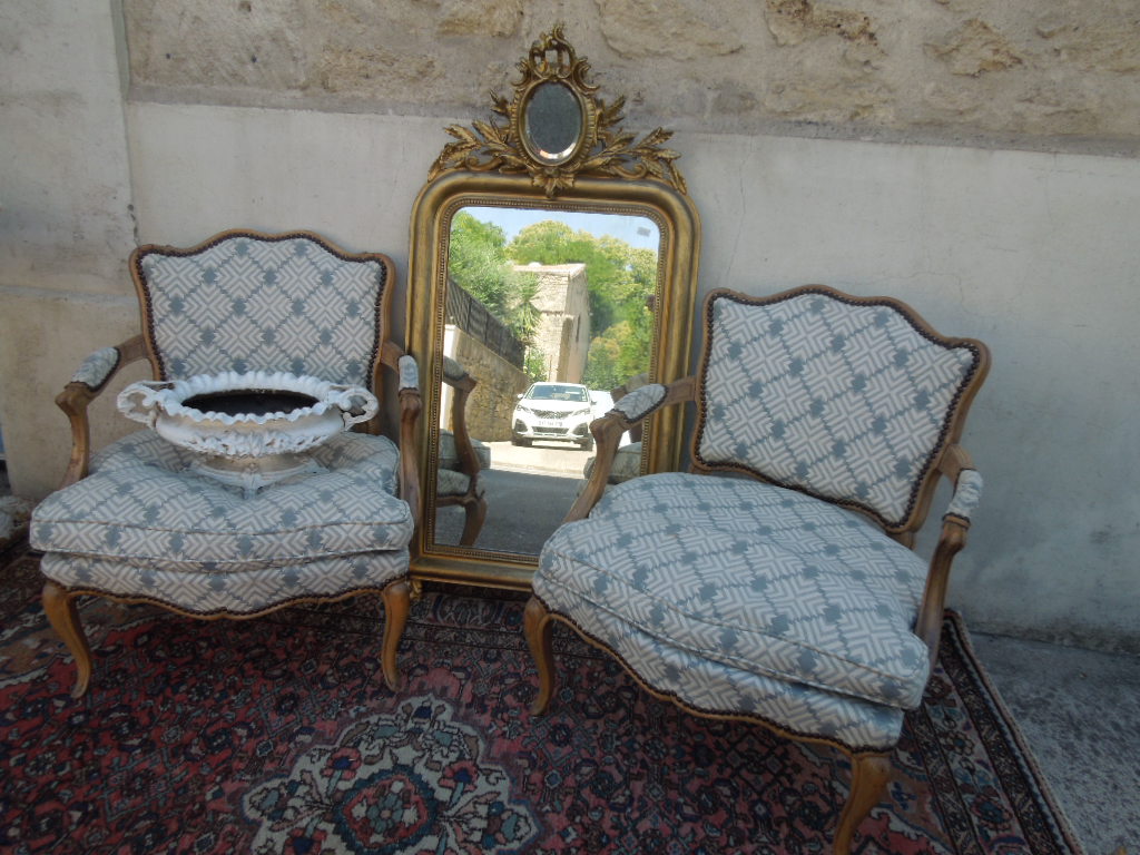 fauteuil de style louis XV miroir louis philippe antiquites brocante montpellier sete fabregues mobilier retro 